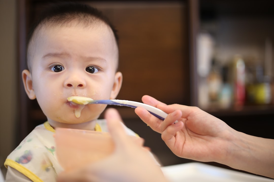 Babyvoeding lactosevrij: wat zijn je opties en wanneer is het nodig?